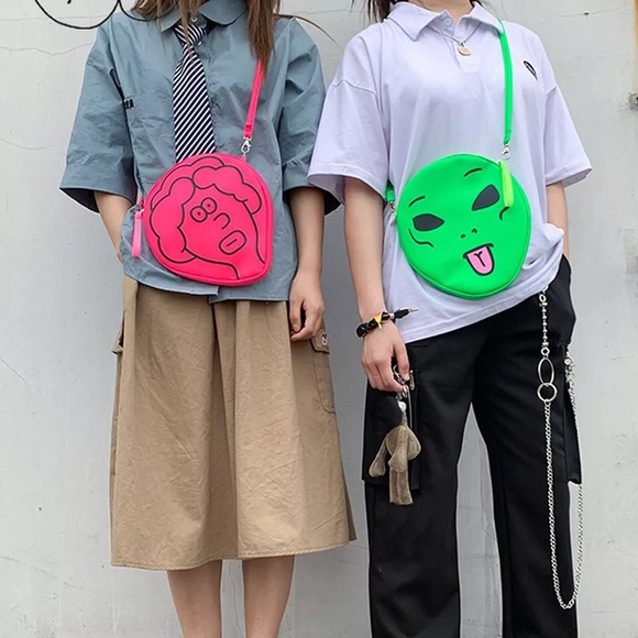 👽 Lime neon green alien shoulder bag purse 👽 - Picture 2 of 3